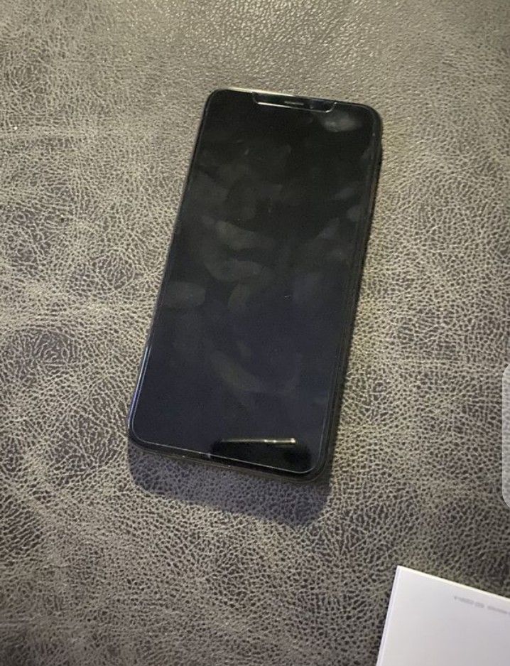 iPhone Xmas 64gb unlocked