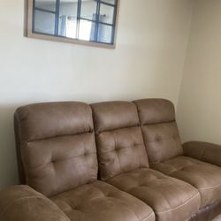 Couch Great Condition 