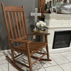 Rocking Chair 