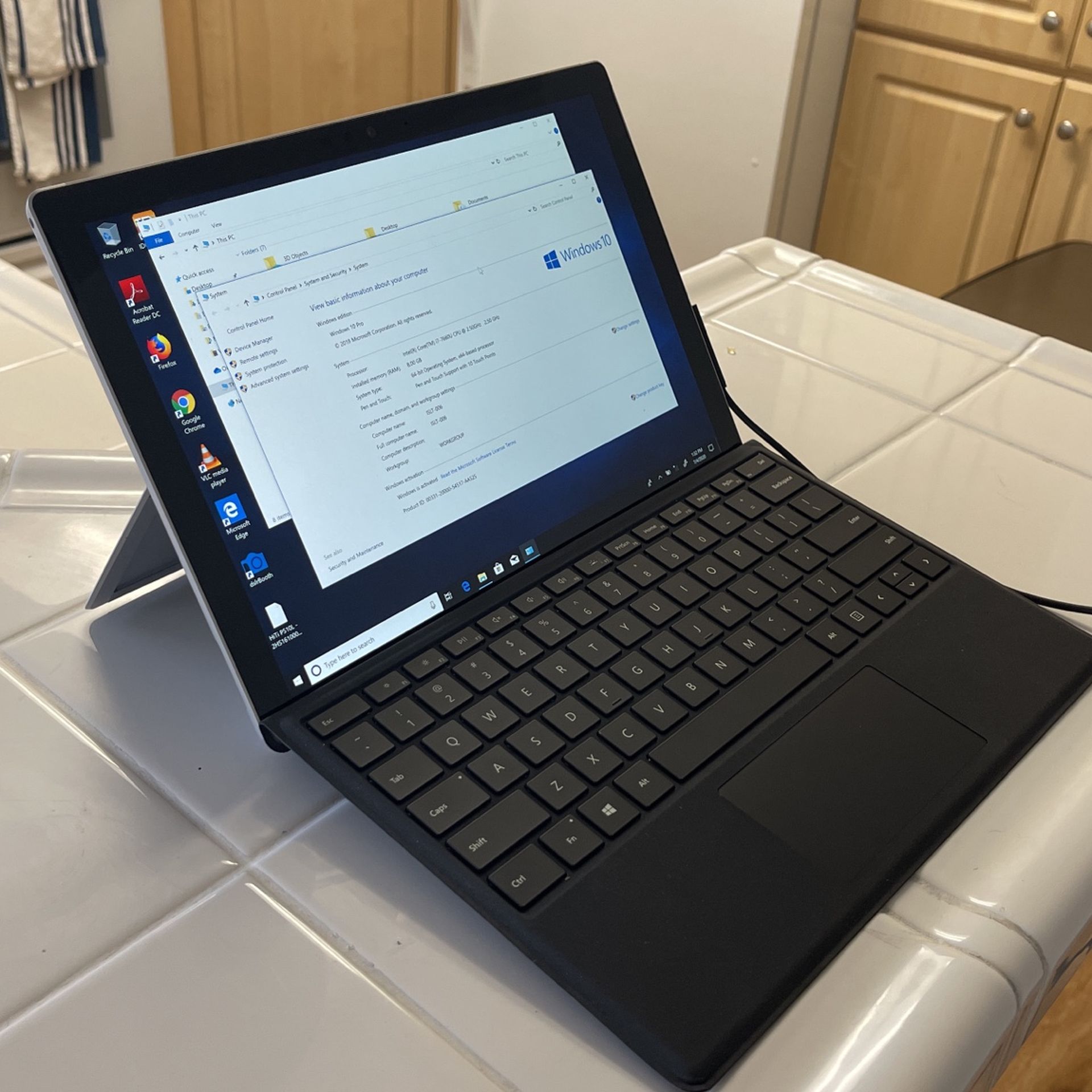 Microsoft Pro 5 With Keyboard