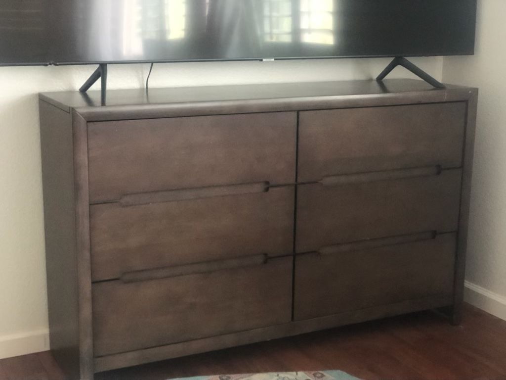Wood Dresser