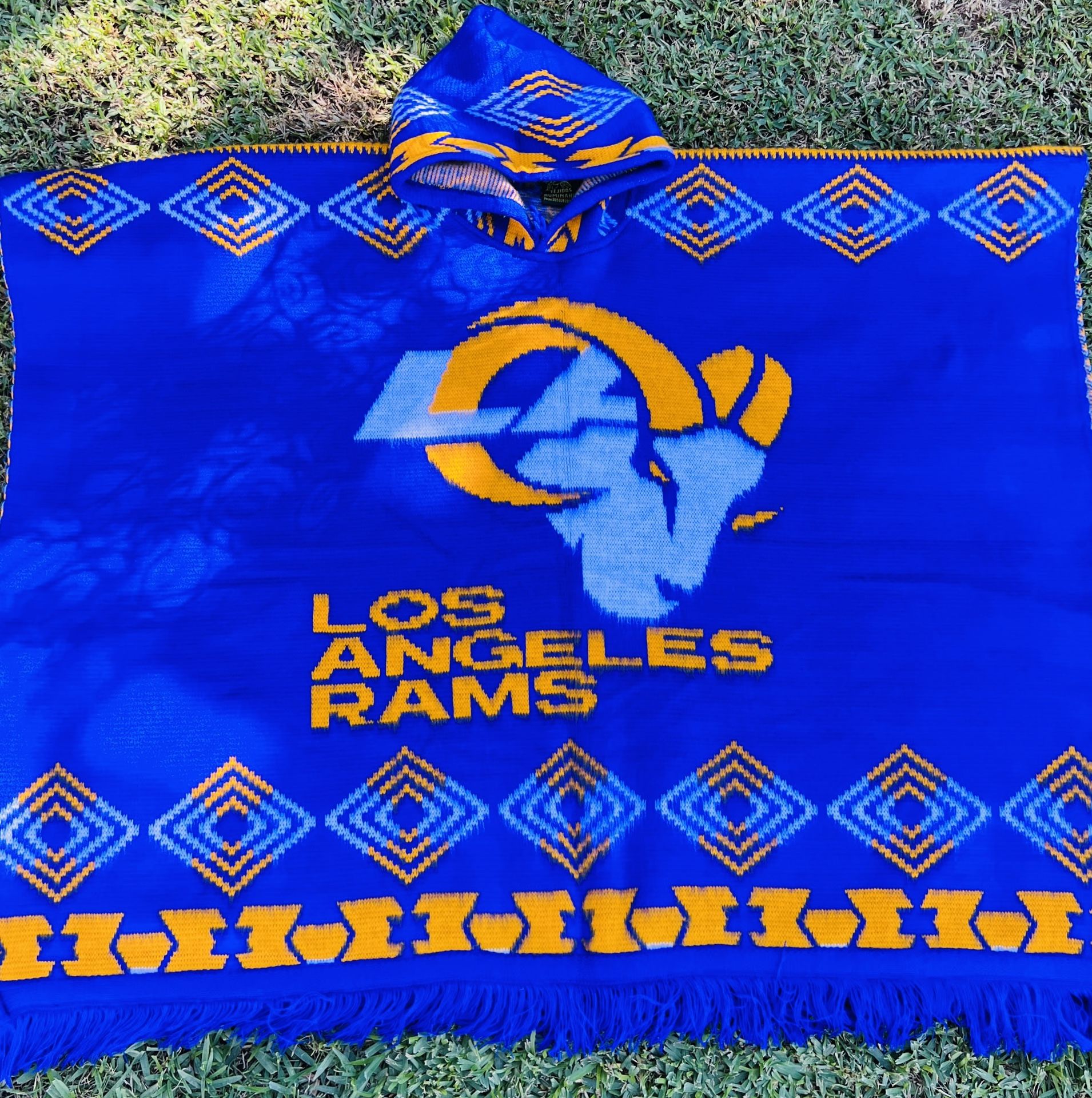 Los Angeles Rams Poncho