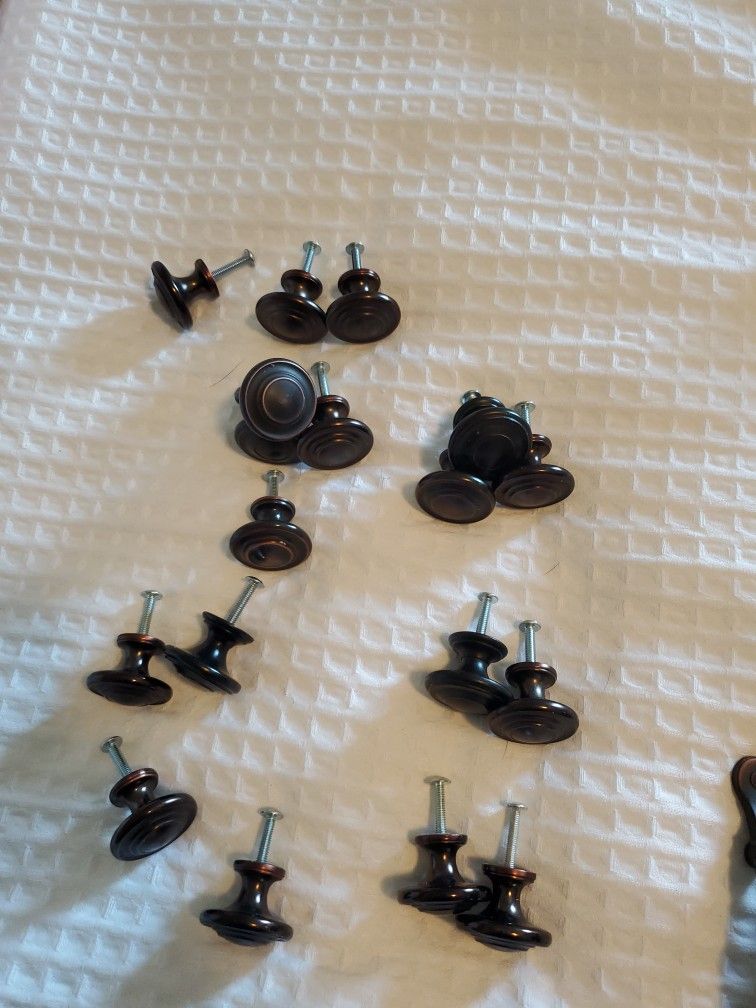 Cabinet Knobs