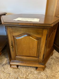 Mid Century Thomasville Hexagon End Table