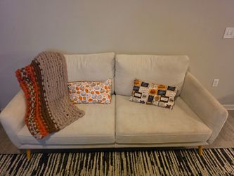 Love seat (beige)