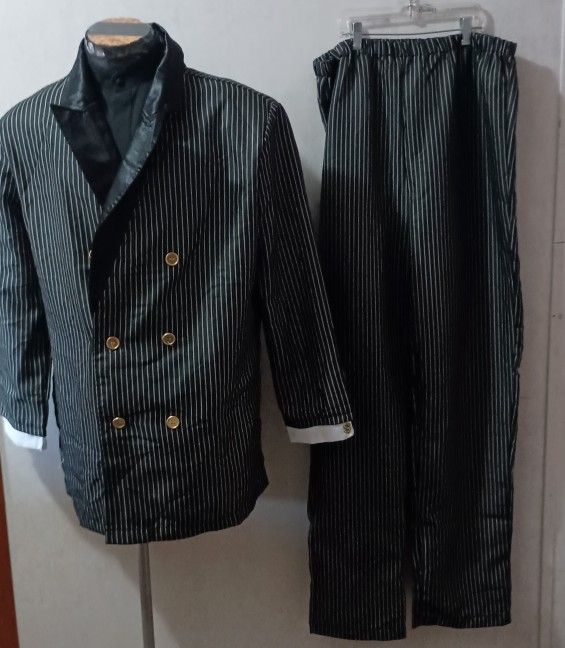 Men's Gangster Pinstripe Jacket And Pants Costume