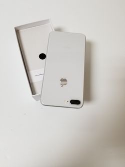 iPhone 8 Plus 64 GB Unlocked Silver