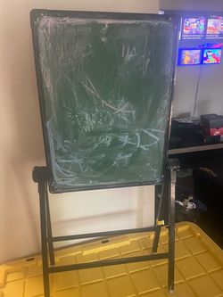 Easel