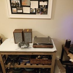 Audio-Technica AT-LP60x Turn Table And Speakers For Vinyl Reccords