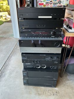 AUDIO EQUIPMENT LOT