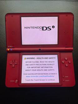 Nintendo DSi XL 25th Anniversary w/ Case, Charger, Game