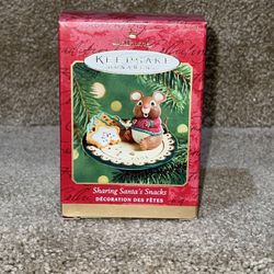 2001 Hallmark Keepsake Sharing Santa's Snacks Ornament Mouse Cookies Exclusive 