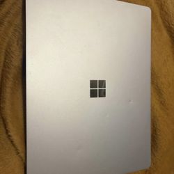 Microsoft Surface Laptop Go 