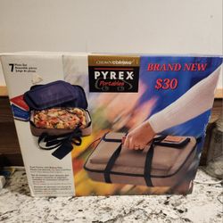 Pyrex 7 Piece  Portable Set READ DESCRIPTION 