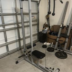 Lat Pull Down Machine- Plate Loaded