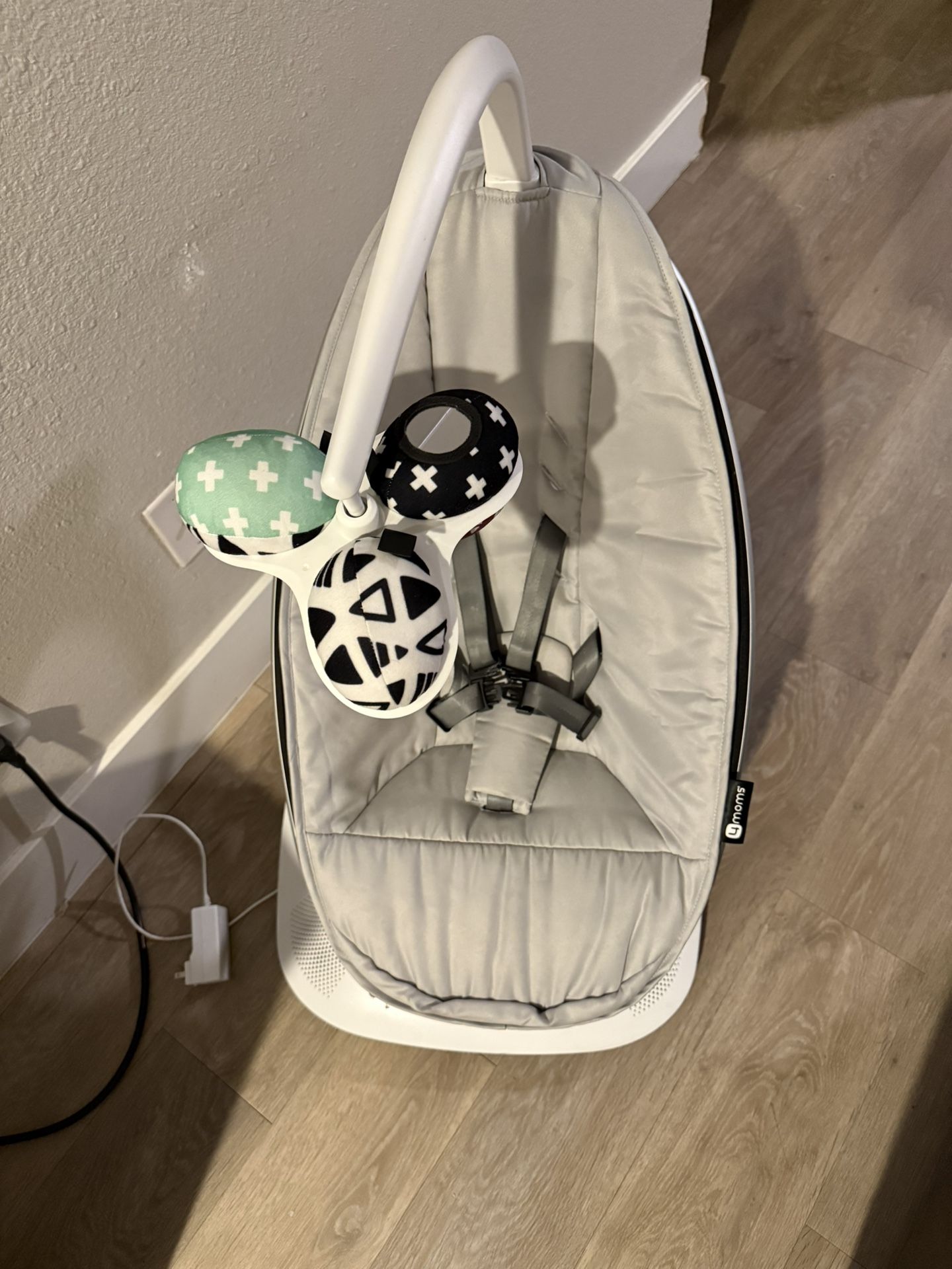 Mamaroo Multi-Motion Baby Swing