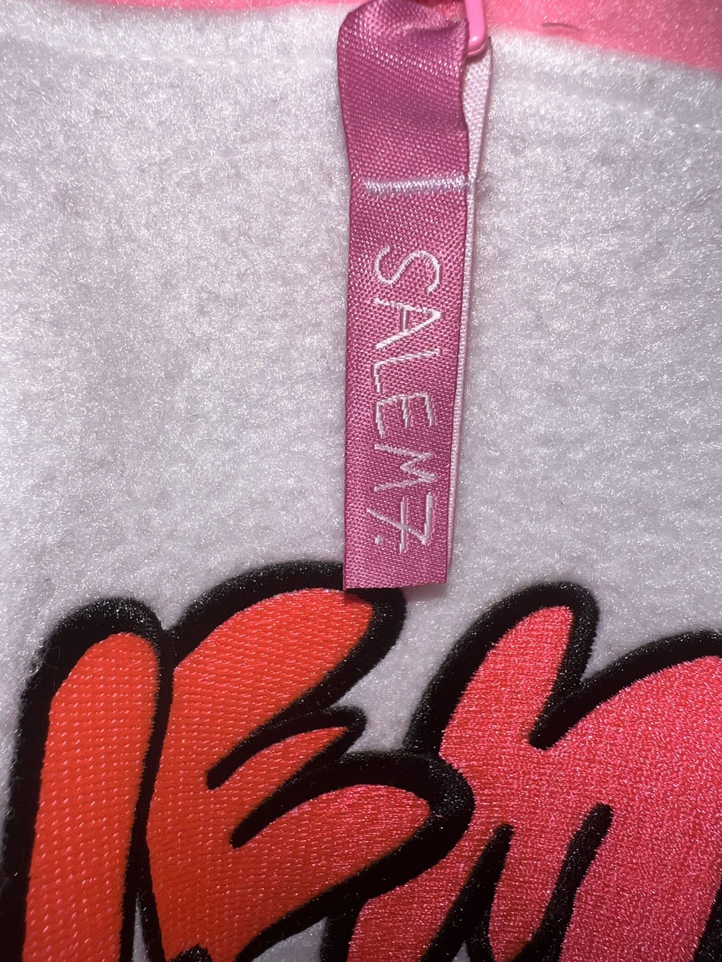 “Salem7” Sweater. Size:XL. Color:Pink/White/Blue