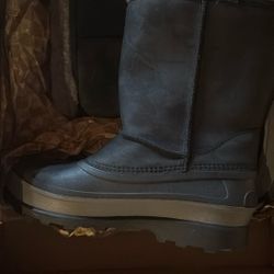 Uggs Boots Woman’s M Pueblo