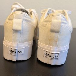 Adidas Women’s Nizza Shoes pre owned