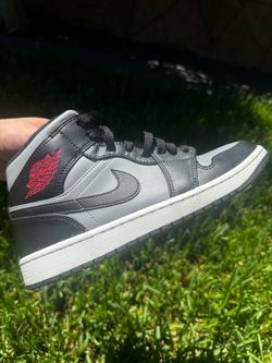Nike Jordan 1 Mid