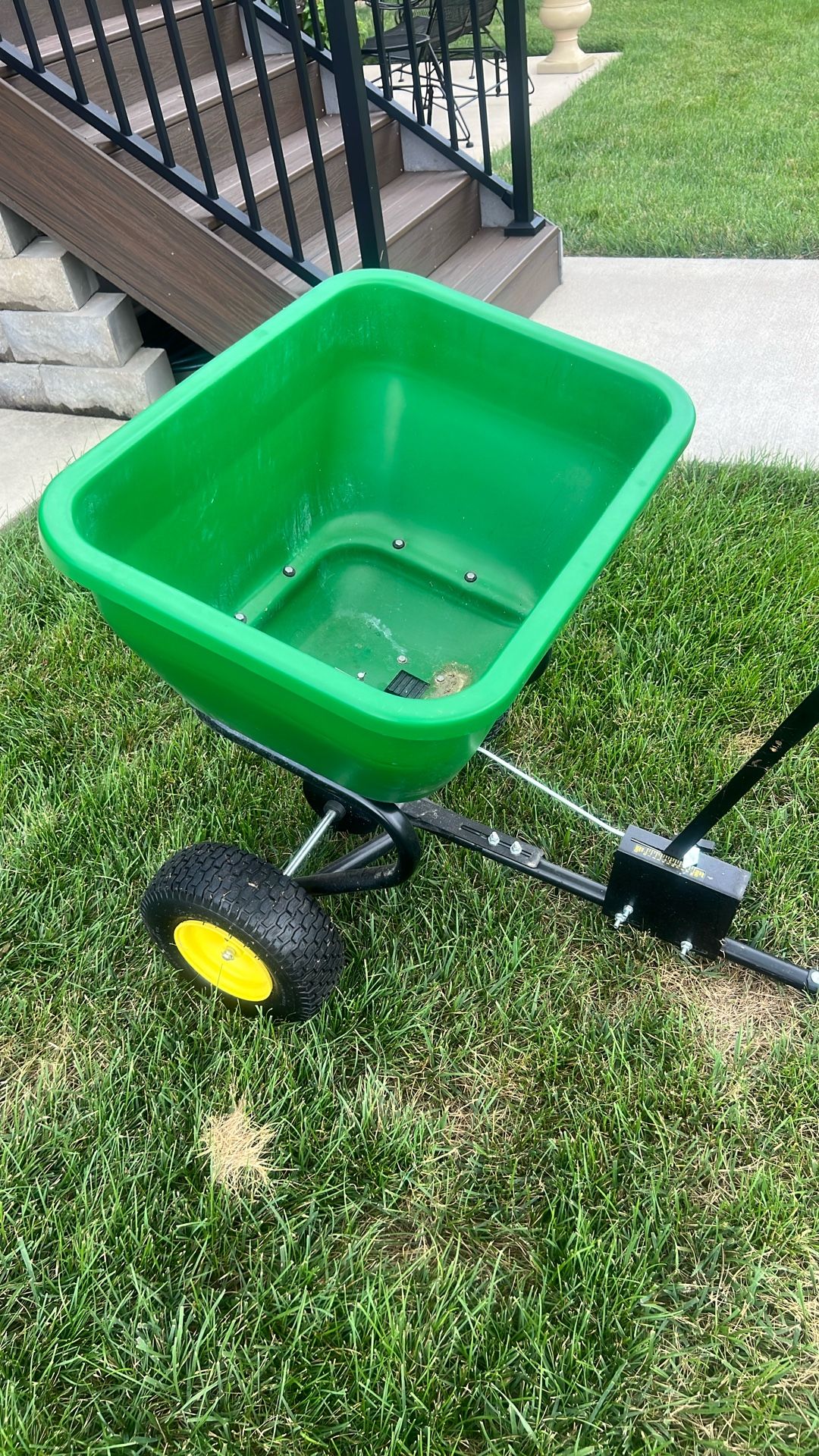 John Deere Fertilizer Spreader