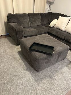 Beautiful Gray Sectional Couch!