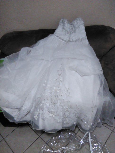 Wedding Dress Pc Marys