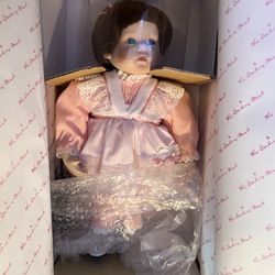 Vintage Limited Edition Porcelain Doll Collection – Rare & Mint Condition