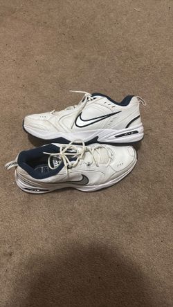 nike air monarch