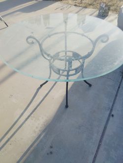Glass Round Table 47 And A Half Inches Diameter 