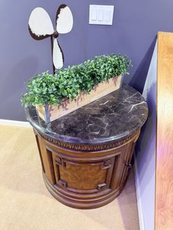 Round Side Table