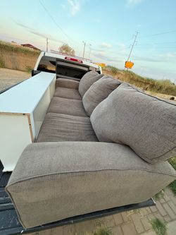 Pull out bed couch