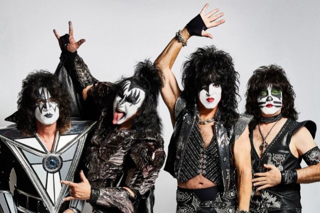 Kiss tickets 02/16 The Forum !!