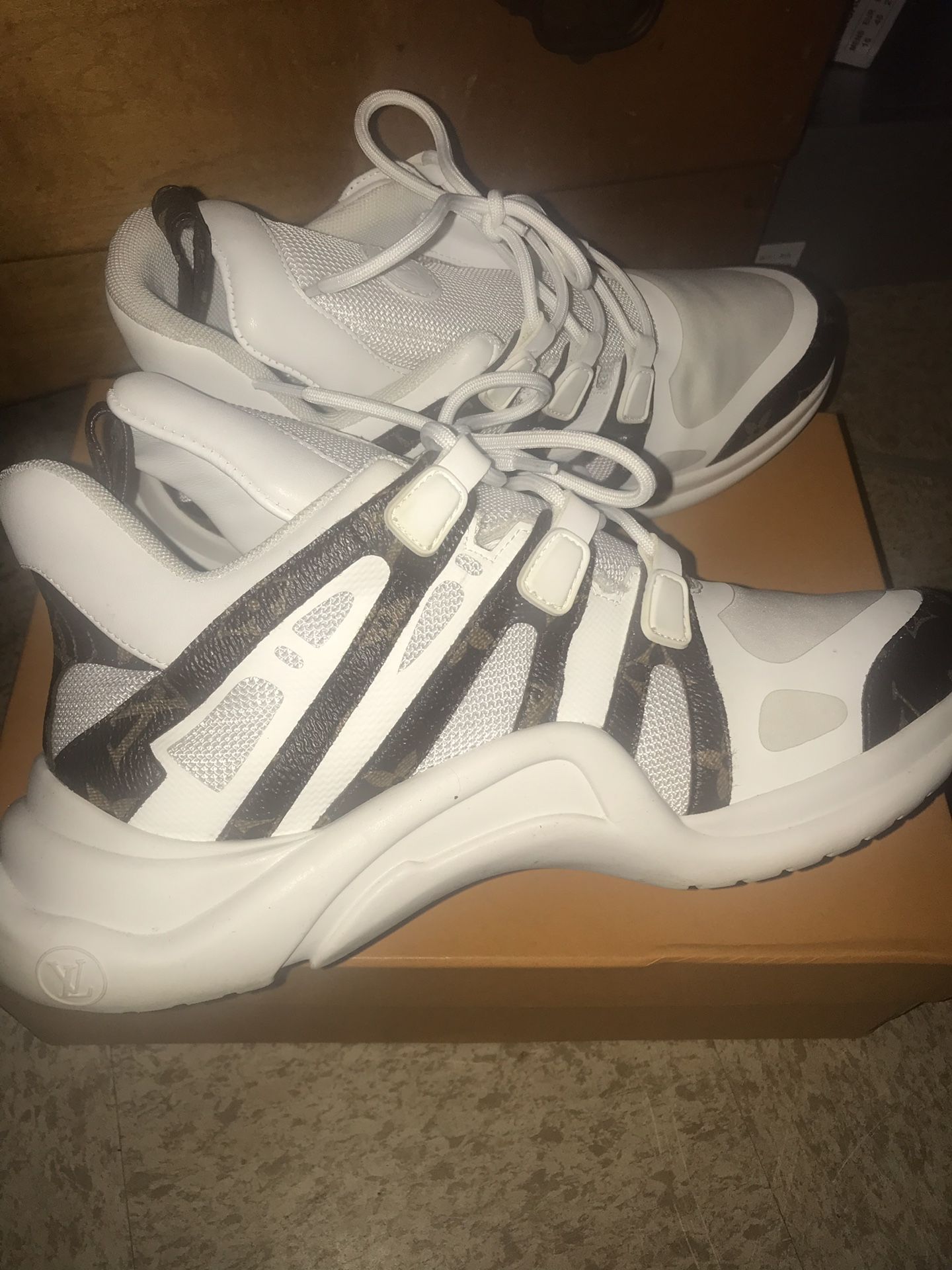 Louis Vuitton Archlight sneaker size MEN 10.5/ EU44 for Sale in Greenbelt,  MD - OfferUp