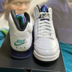Brand New Grape 5s Sz 9.5/10.5