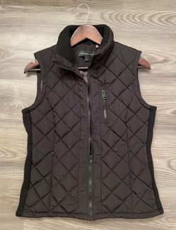 Women’s Designer Black Puffer Vest SIZE SMALL