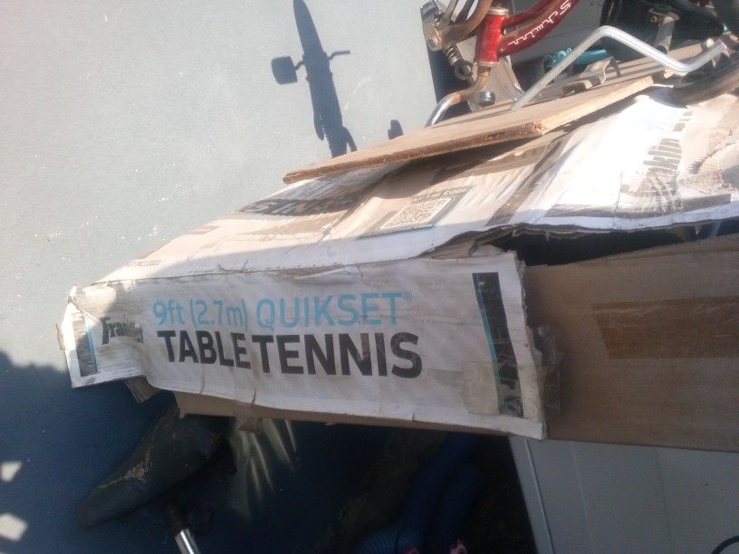 Yard Quickset 9ft Table Tennis - YArD sALeEee