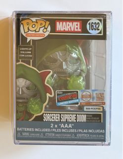 NYCC 2026 Sticker Funko Pop! 1632 Sorcerer Supreme Doctor Doom LE 500 Lights Up New York Comic Con