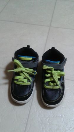 Boys size 11 Kids Very very good condition like new