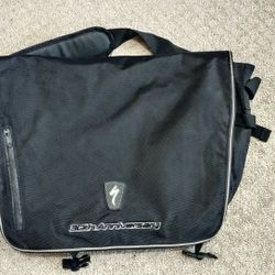Large Specialized Messenger Bag