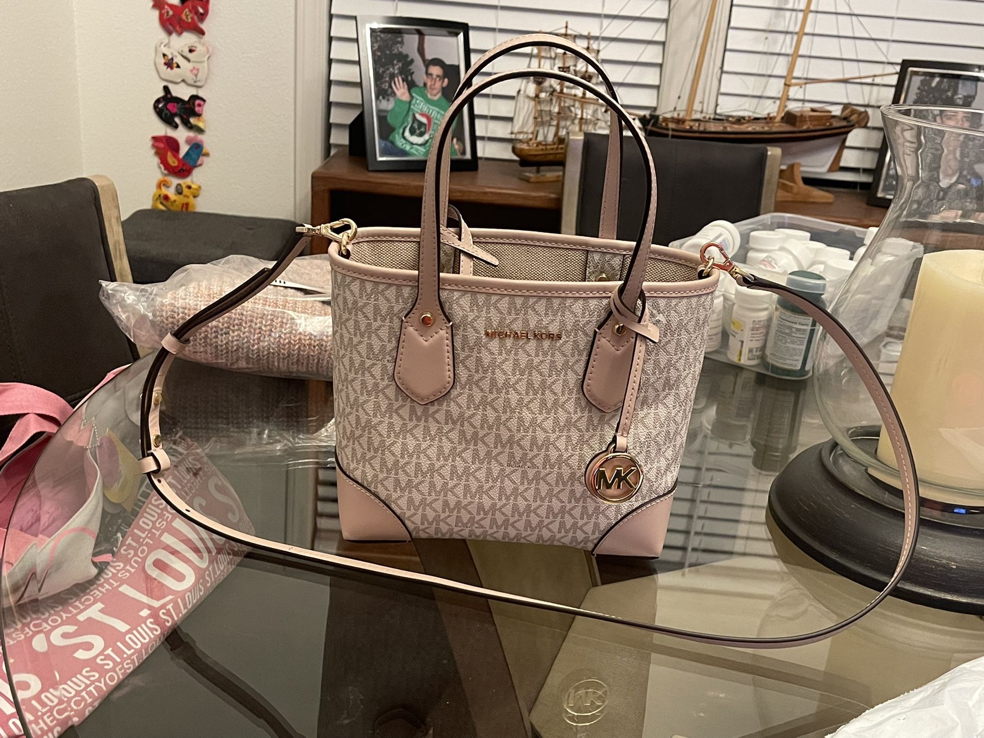 Louis Vuitton for Sale in Federal Way, WA - OfferUp