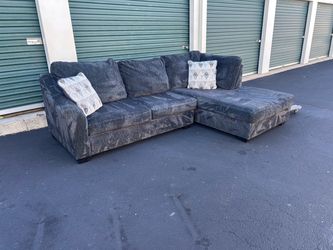 Sectional couch cash only