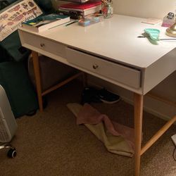 Nice Desk