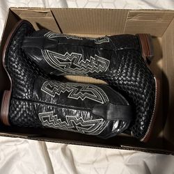 New Men’s Boots Size 9.5