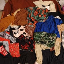 Woman's / Teens Clothing