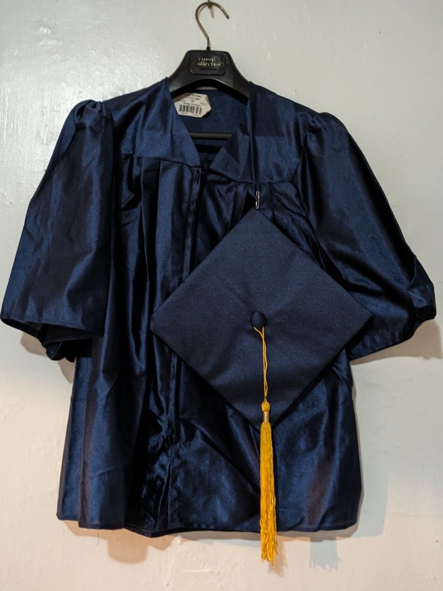Graduation Gown Kindergarten Size