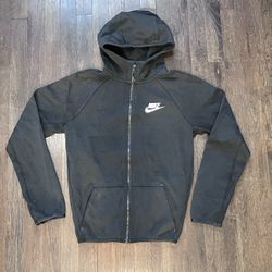Black Nike tech fleece hoodie