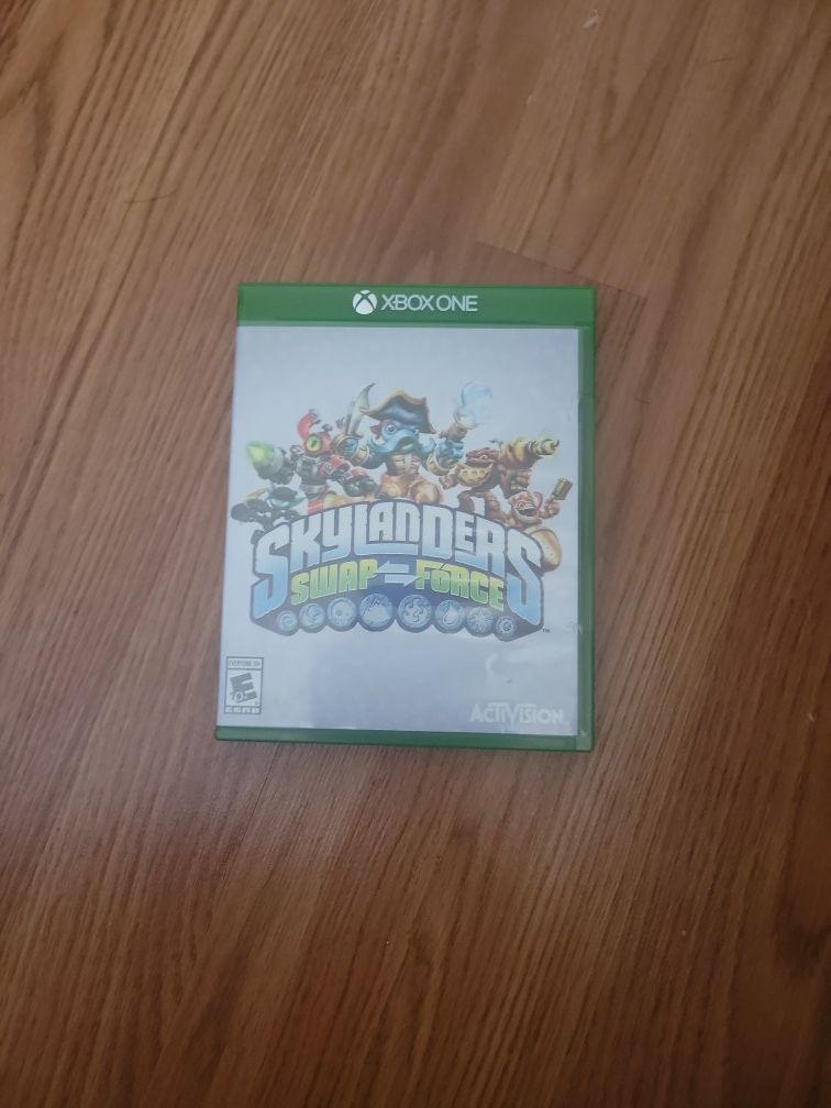 SKYLANDERS SWAP FORCE