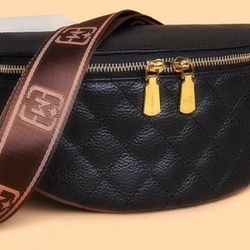 MYRA Black Leather Crossbody Bag Excellent Condition Fanny Pack 