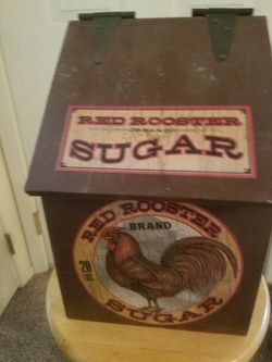 Red rooster bin